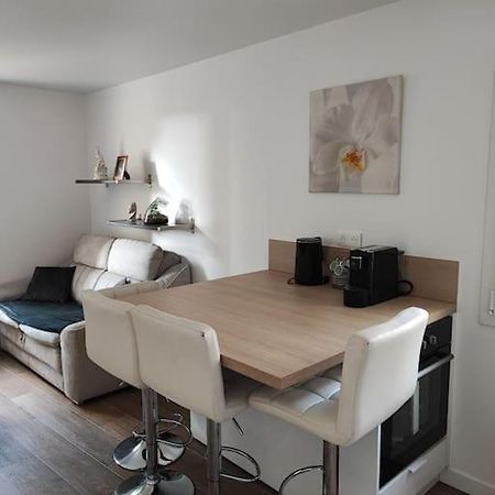 Charmant Appartement 2 Pieces Proche Disneyland Villeneuve-Saint-Denis Екстер'єр фото